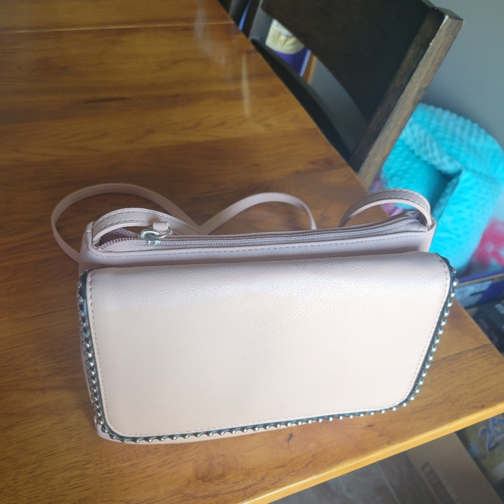 Pink purse - Picture 2 of 9